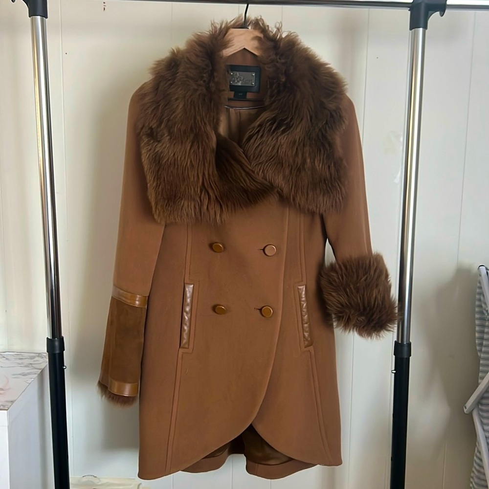Mackage fitted double breasted wool coat with leather and fur trimmings. Small